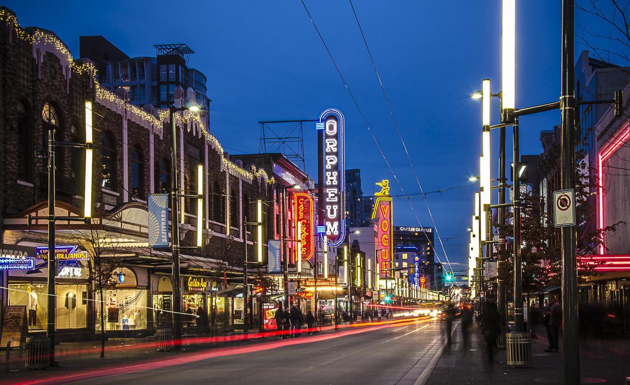 Robson & Granville Luxury Suite Vancouver Dış mekan fotoğraf